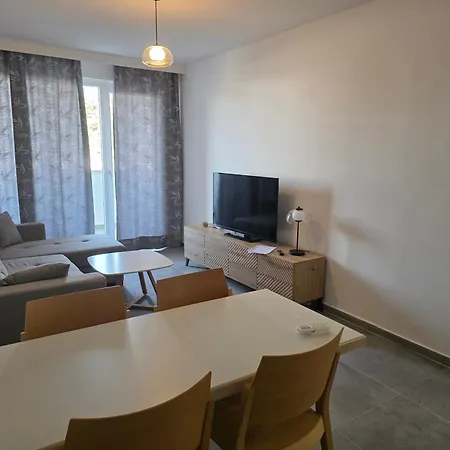 Appartement B Golem (Tirana)